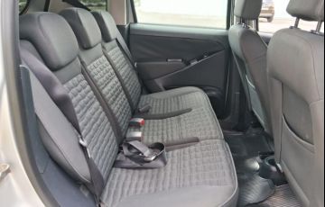 Fiat Idea 1.8 MPi Adventure 16v - Foto #6