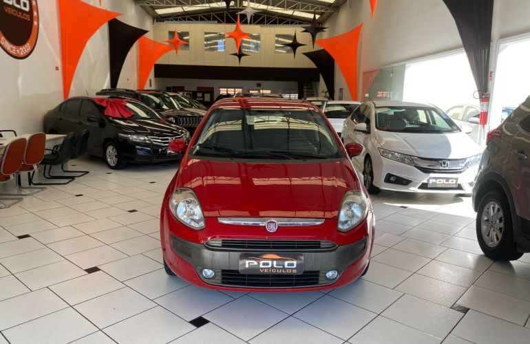 Fiat Punto 1.6 Essence 16v - Foto #1