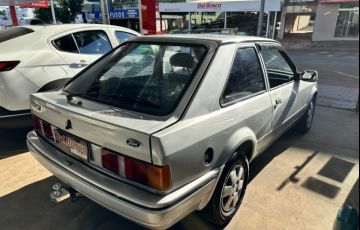 Ford Escort Hatch Hobby 1.0 - Foto #4