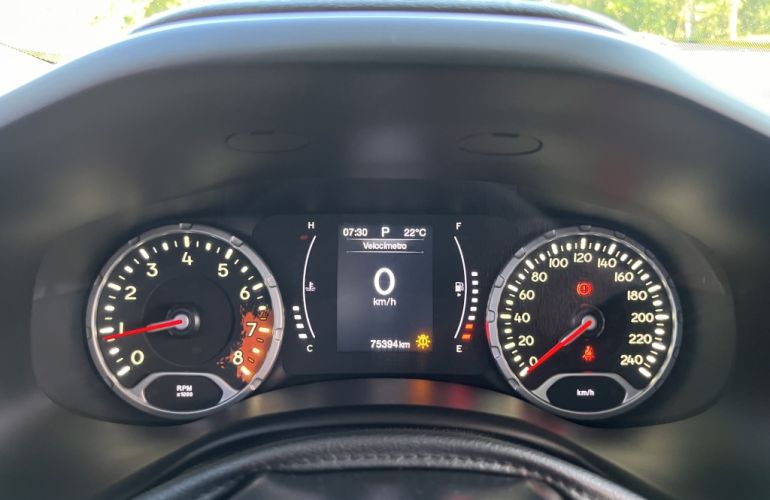 Jeep Renegade 1.8 Sport (Aut) - Foto #10