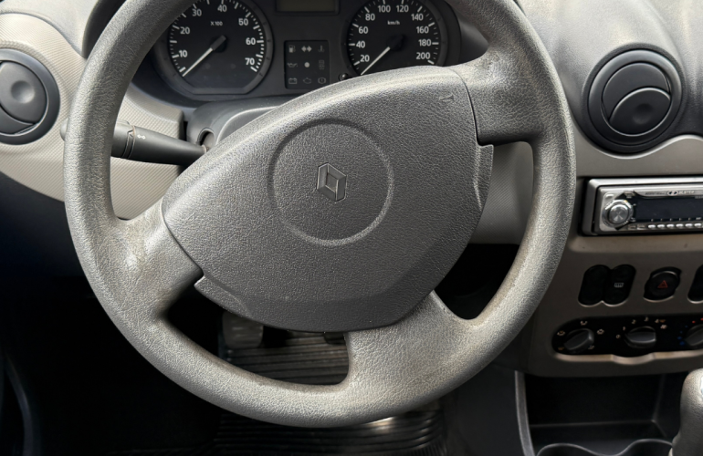 Renault Sandero Expression 1.0 16V (Flex) - Foto #4