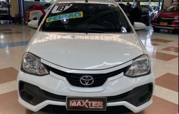 Toyota Etios 1.3 X 16v - Foto #2