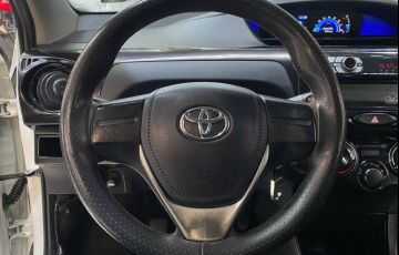 Toyota Etios 1.3 X 16v - Foto #7