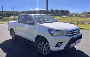 Toyota Hilux 2.8 TDI SR CD 4x4 (Aut) - Foto #3