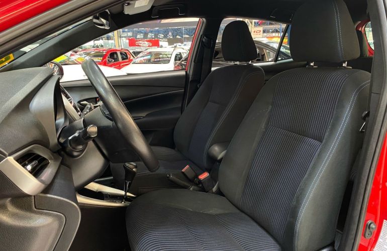 Toyota Yaris 1.3 16V Xl Plus Tech Multidrive - Foto #5