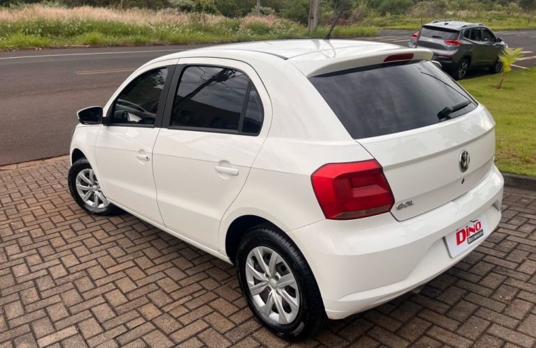 Volkswagen Gol 1.0 MPI (Flex) - Foto #4