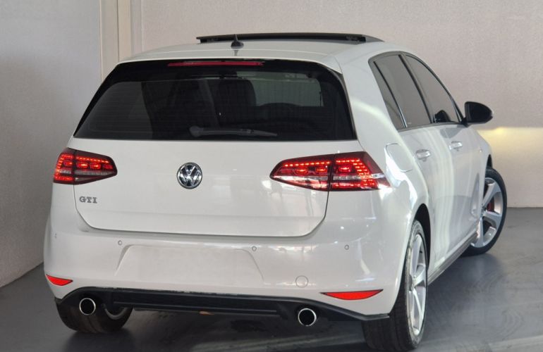 Volkswagen Golf GTI 2.0 TSi DSG - Foto #5