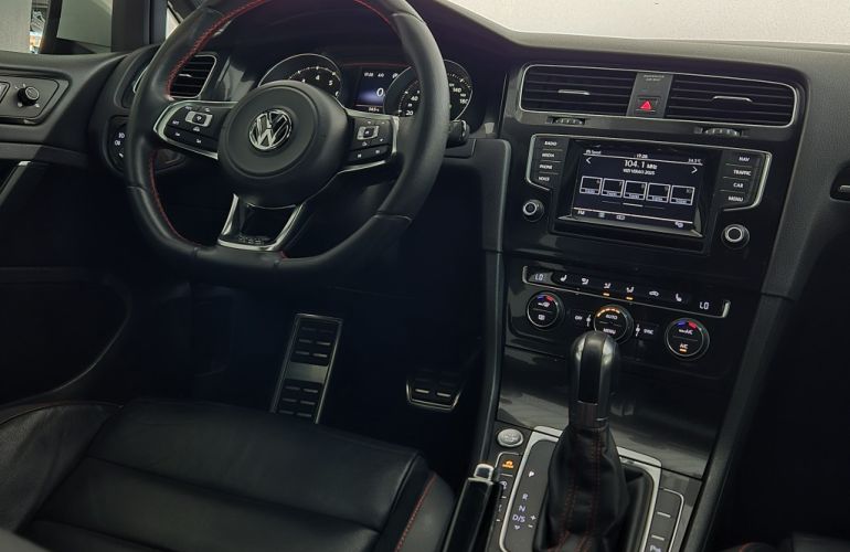 Volkswagen Golf GTI 2.0 TSi DSG - Foto #9