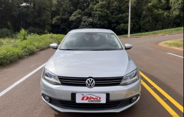 Volkswagen Jetta 2.0 Comfortline Tiptronic (Flex) - Foto #2