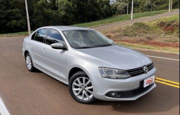 Volkswagen Jetta 2.0 Comfortline Tiptronic (Flex) - Foto #3