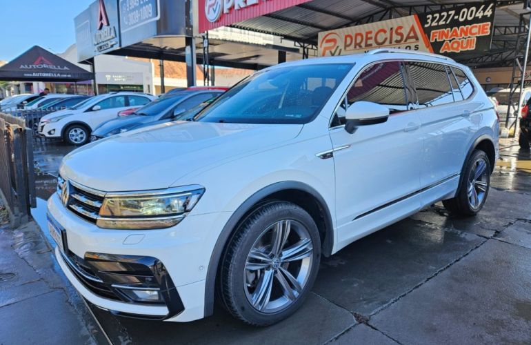 Volkswagen Tiguan Allspace 2.0 TSI R-Line - Foto #10