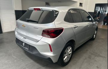 Chevrolet Onix 1.0 Flex LT Manual - Foto #4