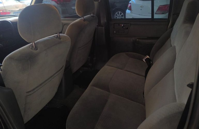 Chevrolet S10 2.4 MPFi Advantage 4x2 CD 8v - Foto #9