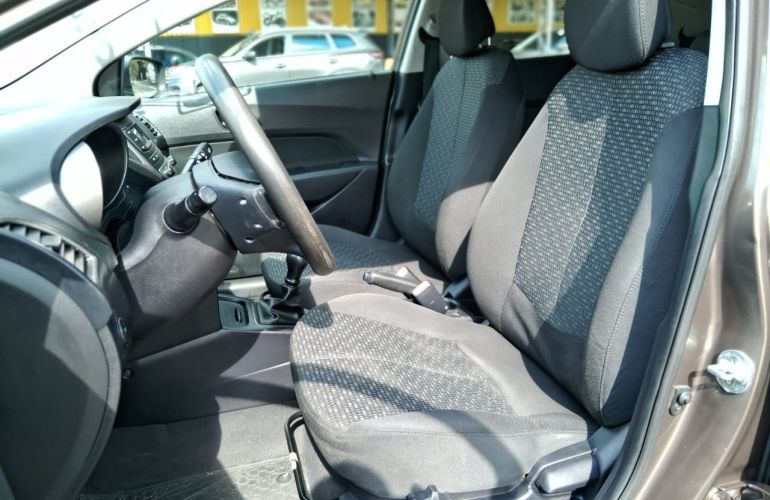 Hyundai Hb20 1.0 Comfort 12v - Foto #5