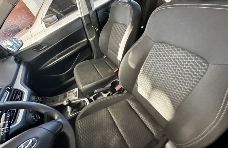 Hyundai HB20 1.0 Sense - Foto #6