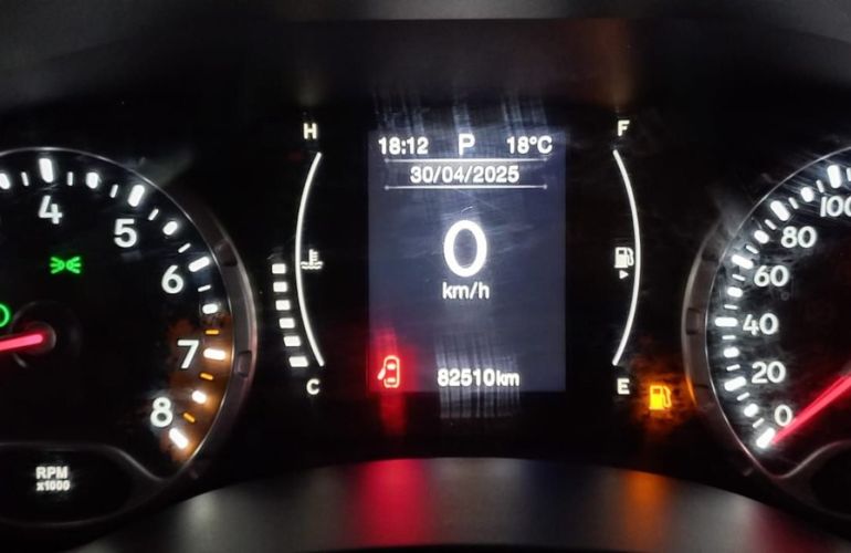 Jeep Renegade 1.8 16V Longitude - Foto #10