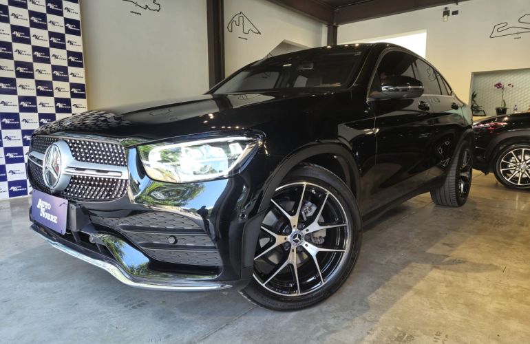 Mercedes-Benz Glc 300 2.0 Cgi Coupé Amg Line 4matic 9g-tronic - Foto #3