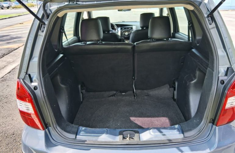 Nissan Livina 1.8 SL X-gear 16v - Foto #7