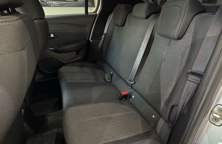 Peugeot 208 1.6 16V Active - Foto #7