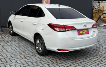 Toyota Yaris Sedan 1.5 XL Plus Connect CVT - Foto #7