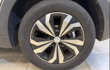 Volkswagen T-cross 1.0 200 TSi Total Sense - Foto #8
