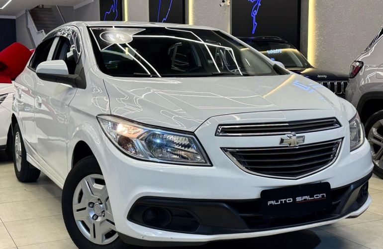 Chevrolet Onix 1.0 MPFi LT 8v - Foto #1