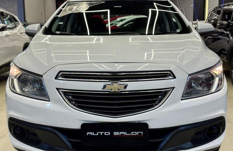 Chevrolet Onix 1.0 MPFi LT 8v - Foto #2