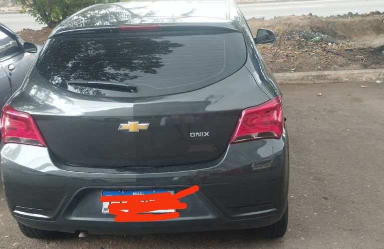 Chevrolet Onix 1.4 Advantage SPE/4 (Aut) - Foto #3