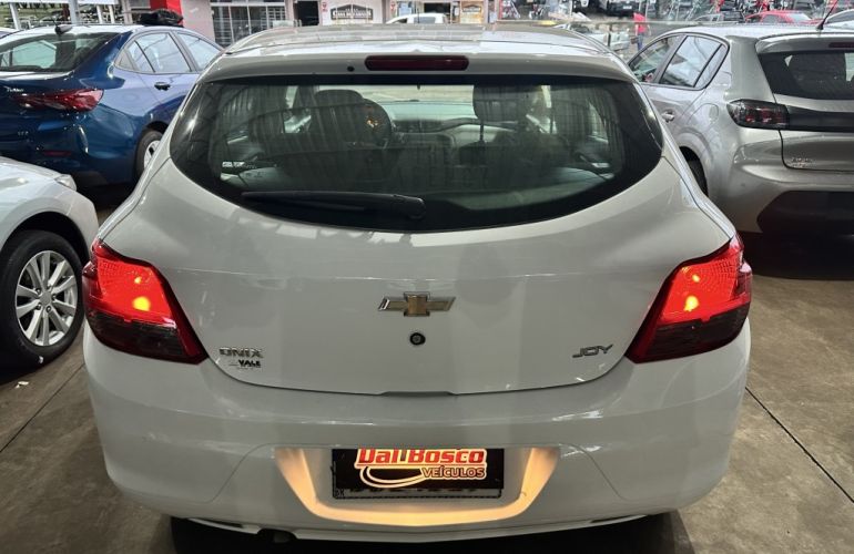 Chevrolet Onix 1.0 Joy SPE/4 - Foto #5