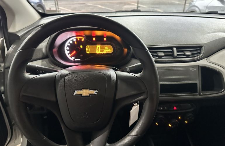 Chevrolet Onix 1.0 Joy SPE/4 - Foto #8