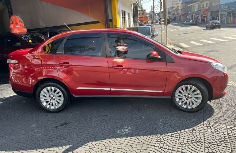 Fiat Grand Siena 1.6 MPi Essence 16v - Foto #4