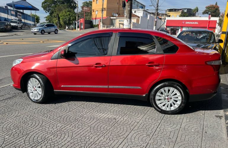 Fiat Grand Siena 1.6 MPi Essence 16v - Foto #5