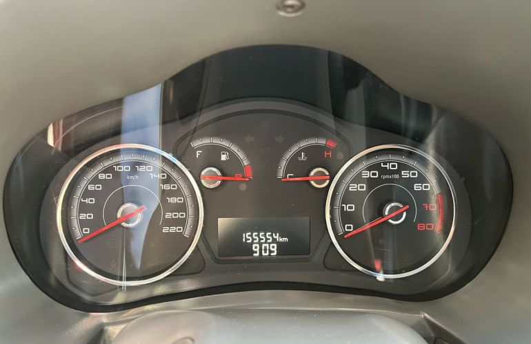 Fiat Grand Siena 1.6 MPi Essence 16v - Foto #9