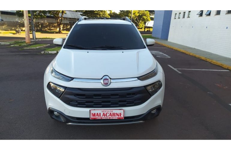 Fiat Toro 2.0 TDI Freedom 4WD (Aut) - Foto #3