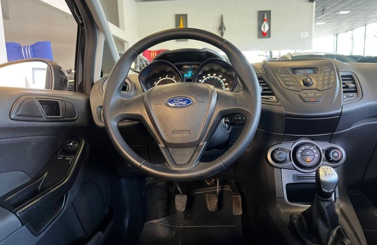 Ford Fiesta 1.5 S Hatch 16v - Foto #5