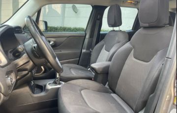 Jeep Renegade 1.8 16V Longitude - Foto #9