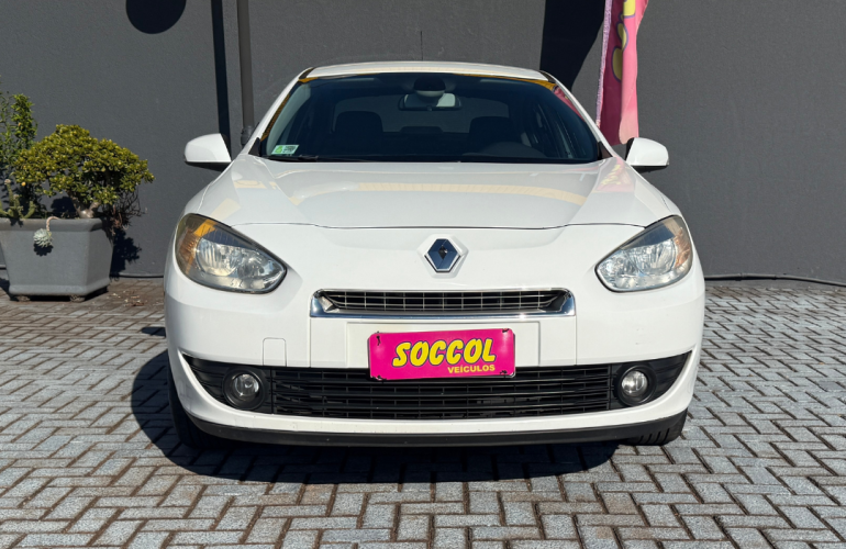 Renault Fluence 2.0 16V Dynamique (Flex) - Foto #2