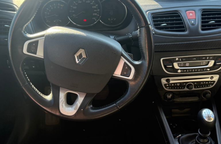 Renault Fluence 2.0 16V Dynamique (Flex) - Foto #5