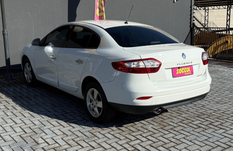 Renault Fluence 2.0 16V Dynamique (Flex) - Foto #7