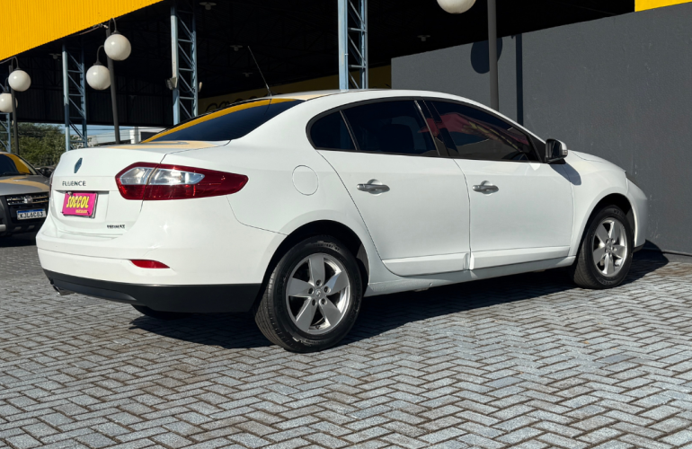 Renault Fluence 2.0 16V Dynamique (Flex) - Foto #9
