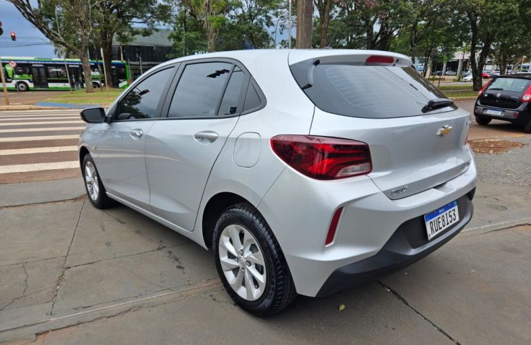 Chevrolet Onix 1.0 Turbo AT (Aut) - Foto #10