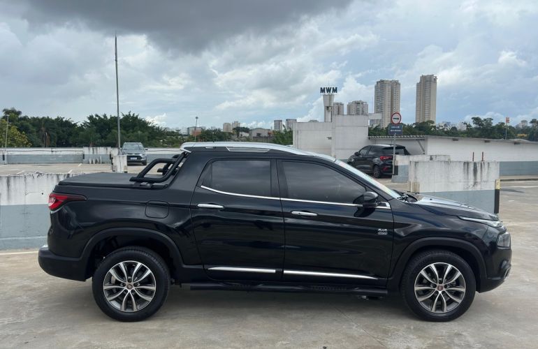 Fiat Toro 2.0 16V Turbo Volcano 4WD At9 - Foto #6