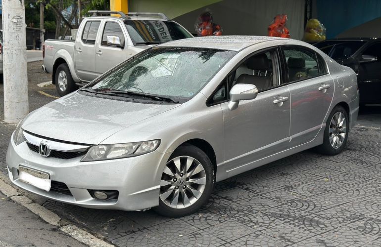 Honda Civic 1.8 LXS 16v - Foto #1