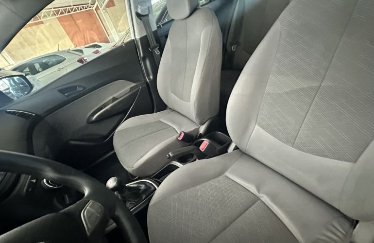 Hyundai HB20S 1.0 Comfort - Foto #7