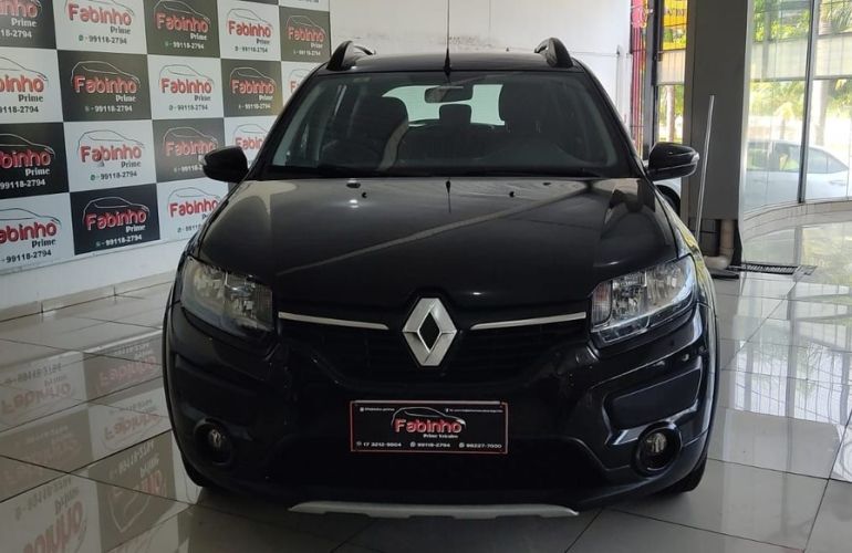 Renault Sandero 1.6 Stepway 8v - Foto #2