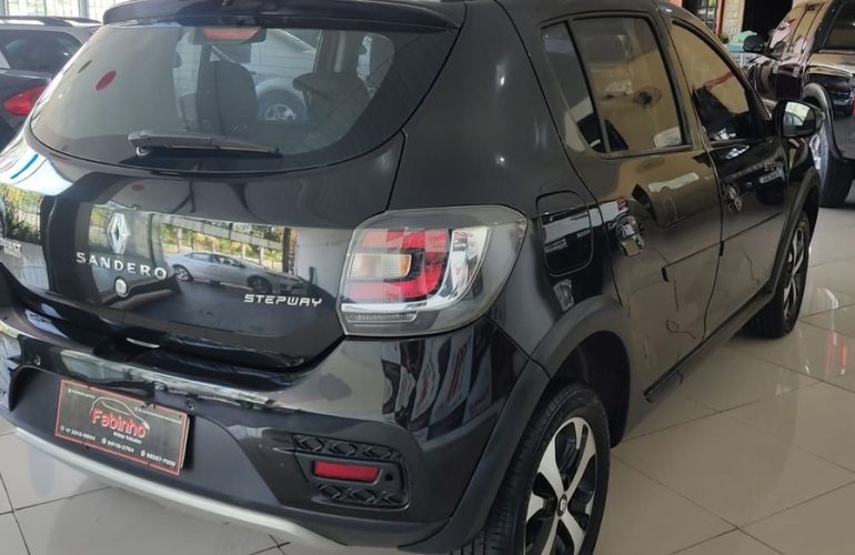 Renault Sandero 1.6 Stepway 8v - Foto #4