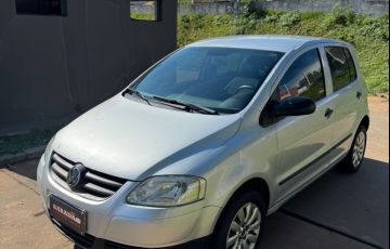Volkswagen Fox 1.0 Mi 8v - Foto #2