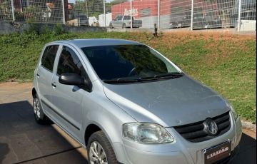 Volkswagen Fox 1.0 Mi 8v - Foto #3
