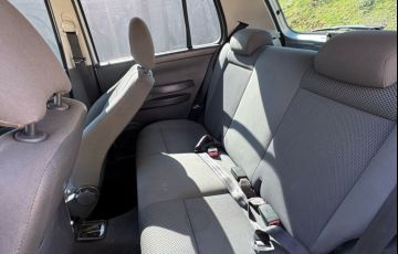 Volkswagen Fox 1.0 Mi 8v - Foto #10