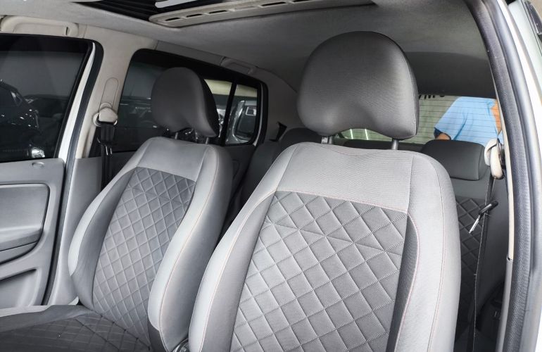 Volkswagen Fox 1.6 Msi Highline 16v - Foto #8